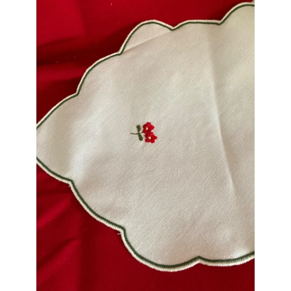 Fehrlin Swiss Embroidered Floral Napkin Scalloped Edge White Green Vintage NWT